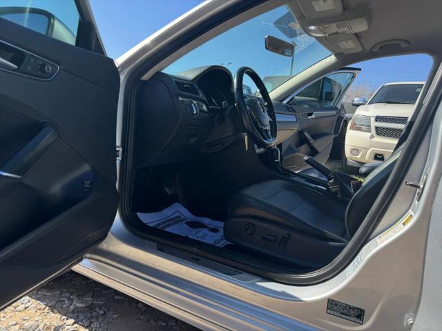 2017 Volkswagen Passat 1.8T R-Line