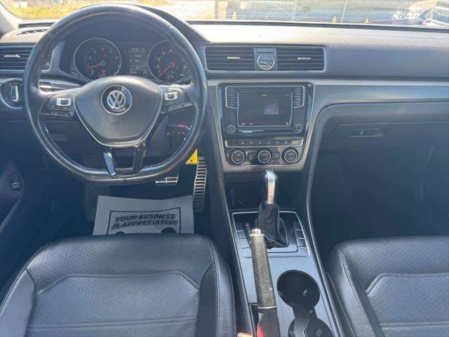 2017 Volkswagen Passat 1.8T R-Line