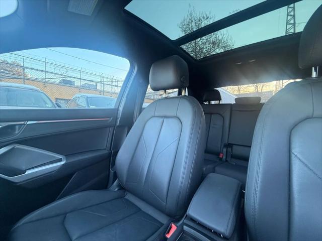 2022 Audi Q3 Premium Plus 45 TFSI S line quattro Tiptronic