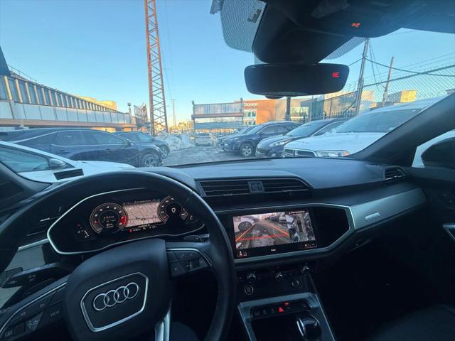 2022 Audi Q3 Premium Plus 45 TFSI S line quattro Tiptronic