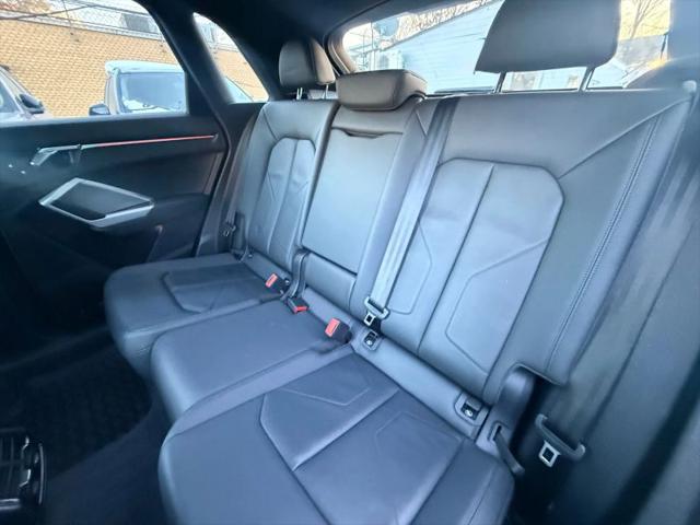 2022 Audi Q3 Premium Plus 45 TFSI S line quattro Tiptronic