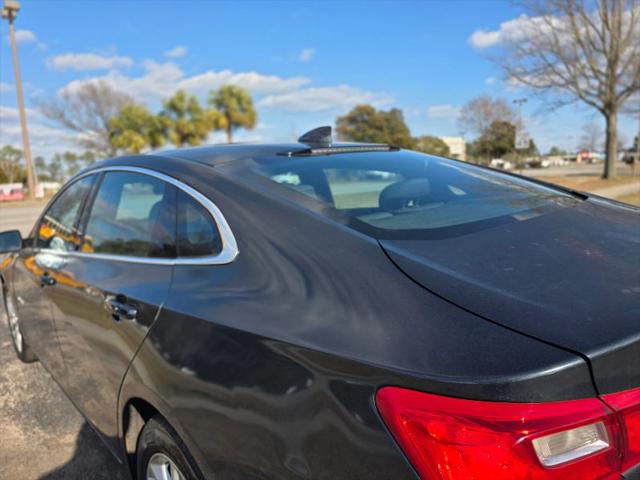 2017 Chevrolet Malibu 1LT