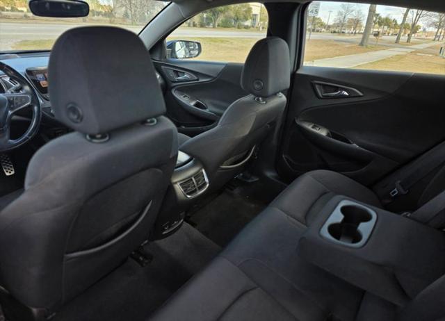 2017 Chevrolet Malibu 1LT