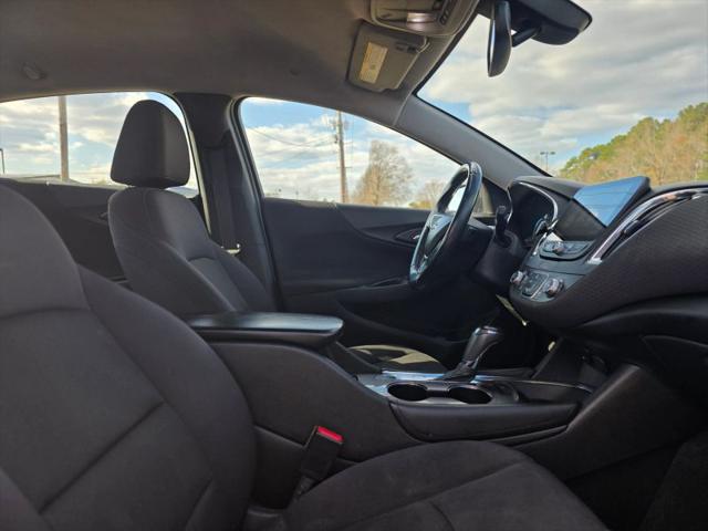 2017 Chevrolet Malibu 1LT