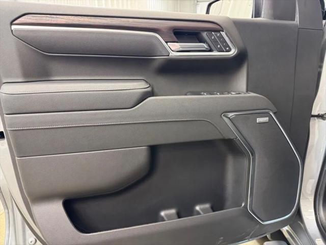 2026 GMC Sierra 1500 Crew Cab, Standard Bed, SLT, 4WD