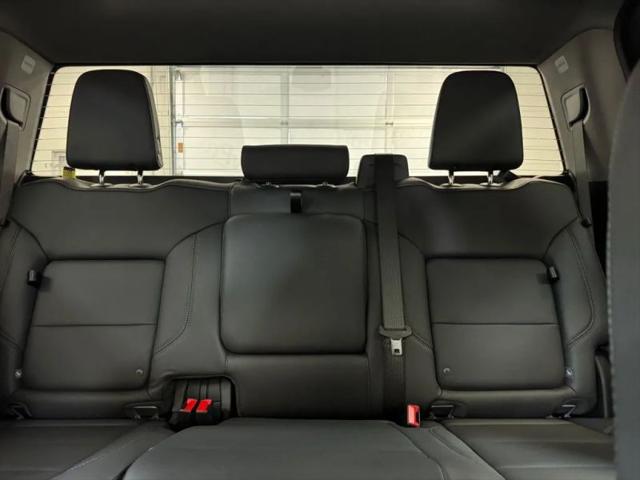2026 GMC Sierra 1500 Crew Cab, Standard Bed, SLT, 4WD