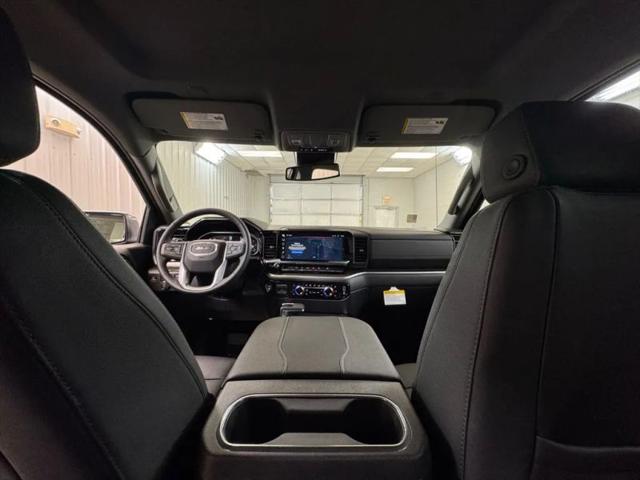 2026 GMC Sierra 1500 Crew Cab, Standard Bed, SLT, 4WD