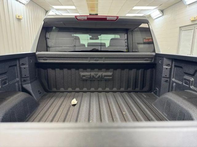 2026 GMC Sierra 1500 Crew Cab, Standard Bed, SLT, 4WD