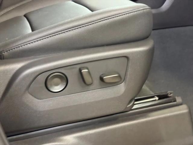 2026 GMC Sierra 1500 Crew Cab, Standard Bed, SLT, 4WD