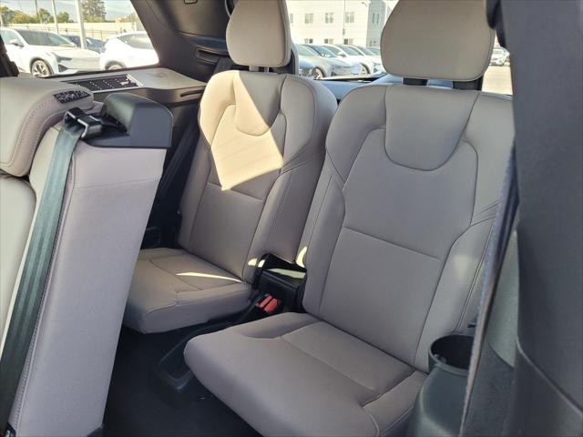 2026 Volvo XC90 Plus, B6 AWD Gas (mild hybrid), Gasoline, Bright, 7 Seats