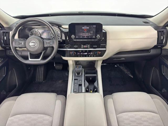 2022 Nissan Pathfinder SV 2WD