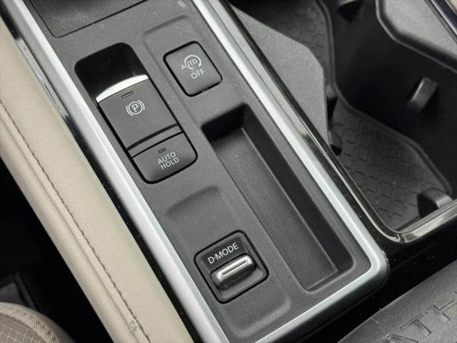 2022 Nissan Pathfinder SV 2WD