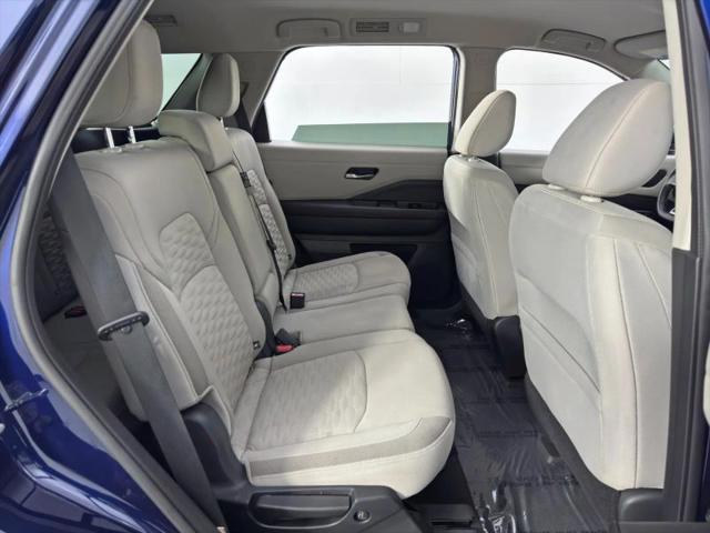2022 Nissan Pathfinder SV 2WD