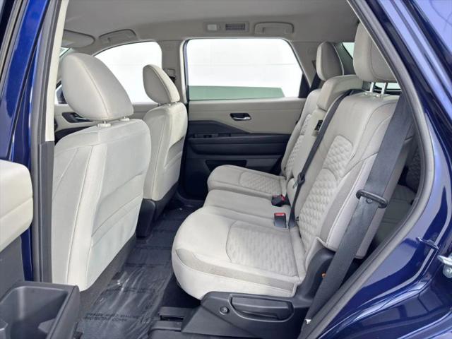 2022 Nissan Pathfinder SV 2WD