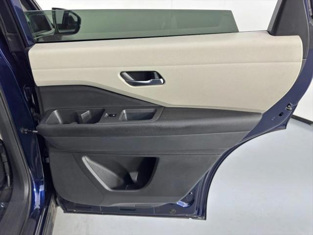 2022 Nissan Pathfinder SV 2WD