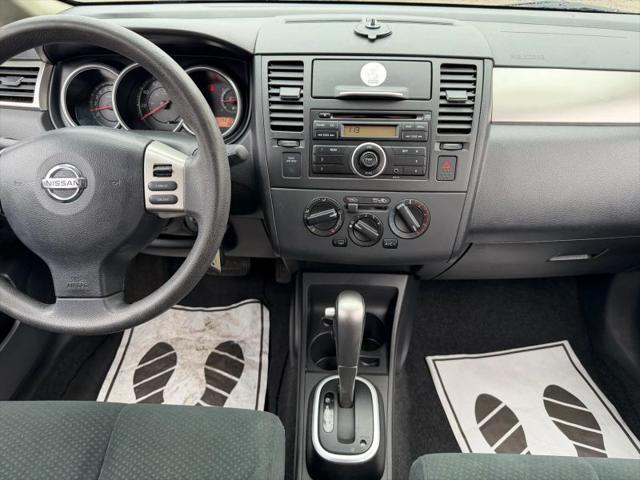 2011 Nissan Versa 1.8S