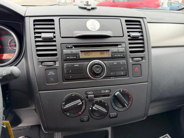 2011 Nissan Versa 1.8S