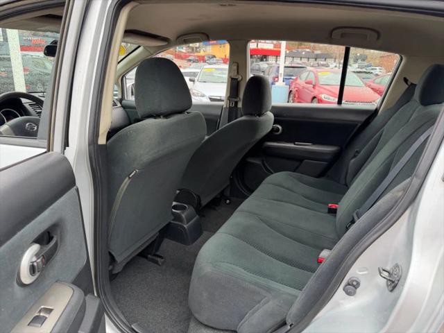2011 Nissan Versa 1.8S