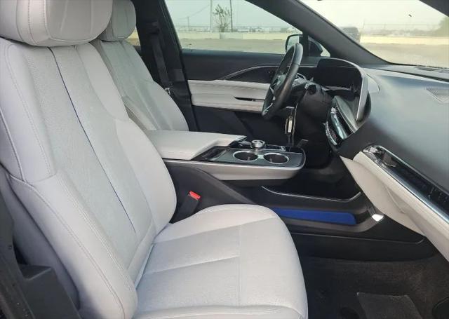 2024 Cadillac iQ Sport w/1SF