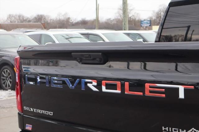 2022 Chevrolet Silverado 1500 4WD Crew Cab Short Bed High Country