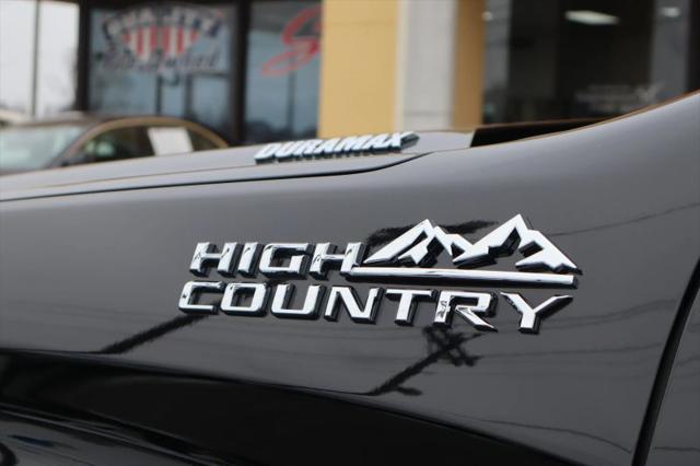 2022 Chevrolet Silverado 1500 4WD Crew Cab Short Bed High Country
