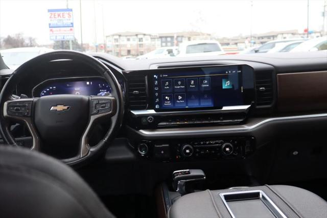 2022 Chevrolet Silverado 1500 4WD Crew Cab Short Bed High Country