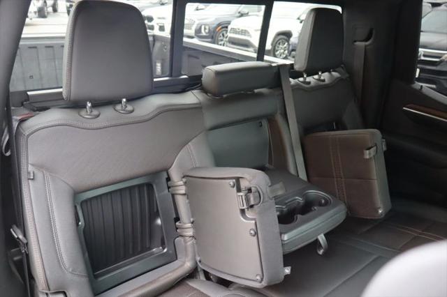 2022 Chevrolet Silverado 1500 4WD Crew Cab Short Bed High Country