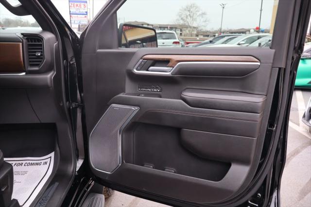 2022 Chevrolet Silverado 1500 4WD Crew Cab Short Bed High Country
