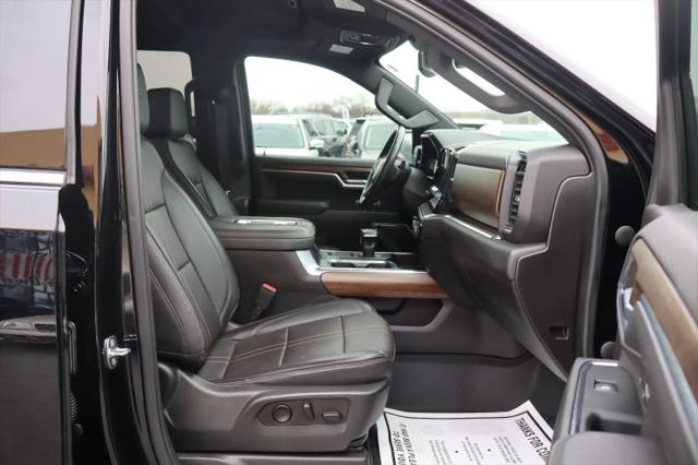 2022 Chevrolet Silverado 1500 4WD Crew Cab Short Bed High Country