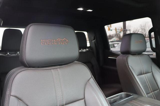 2022 Chevrolet Silverado 1500 4WD Crew Cab Short Bed High Country