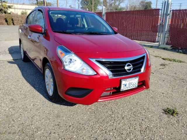2015 Nissan Versa 1.6 SV