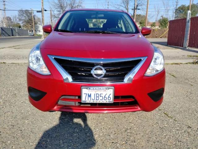 2015 Nissan Versa 1.6 SV