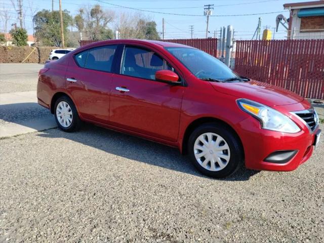 2015 Nissan Versa 1.6 SV