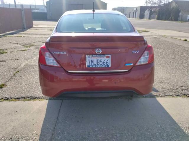 2015 Nissan Versa 1.6 SV