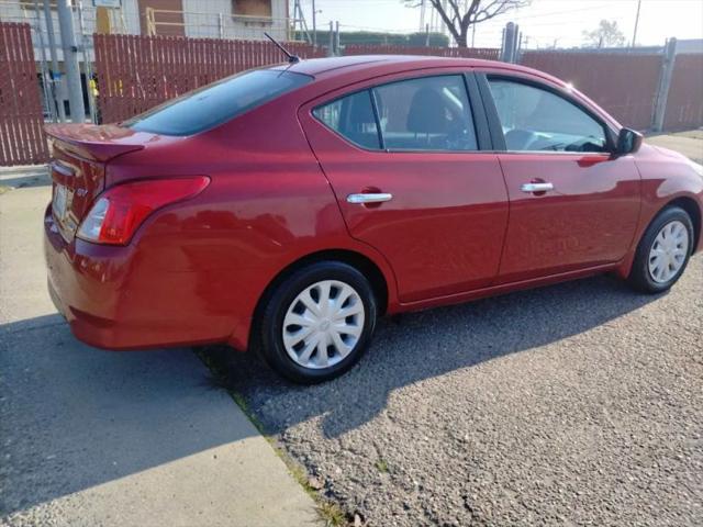 2015 Nissan Versa 1.6 SV