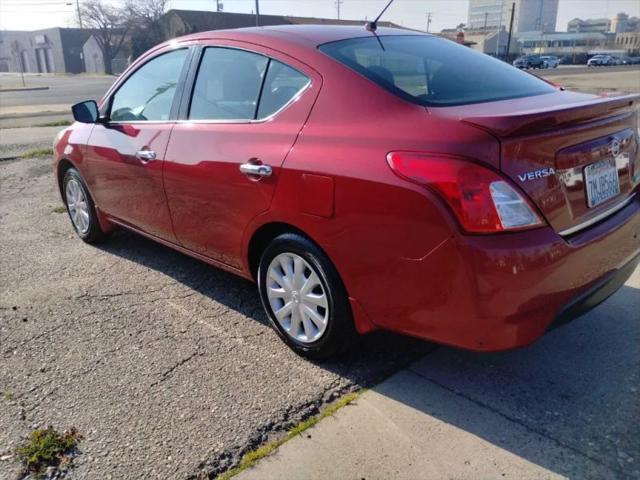 2015 Nissan Versa 1.6 SV