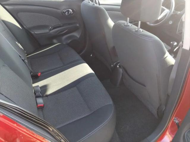 2015 Nissan Versa 1.6 SV