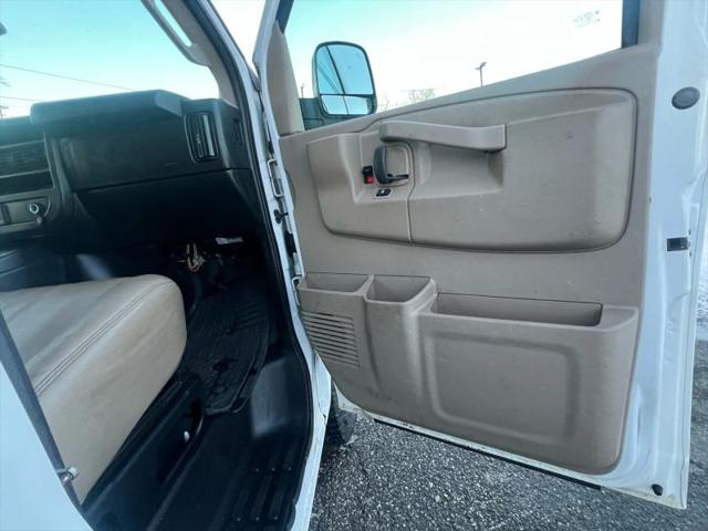 2021 Chevrolet Express Cargo Van RWD 3500 Regular Wheelbase WT