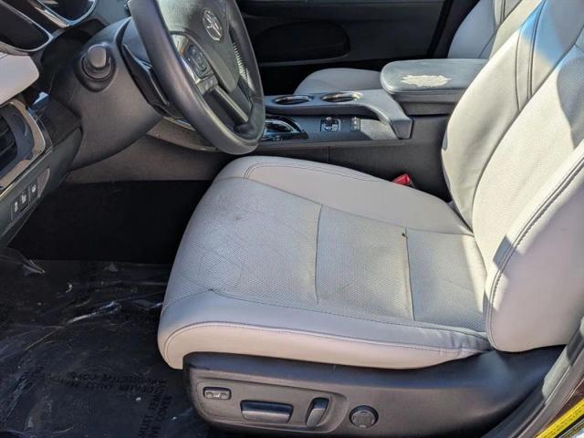 2013 Toyota Avalon Limited