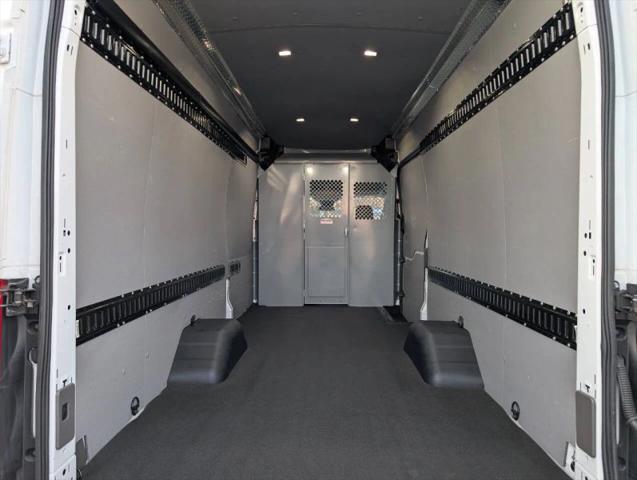 2020 Ford Transit Cargo Van Extended Length w/10 360-lb GVWR