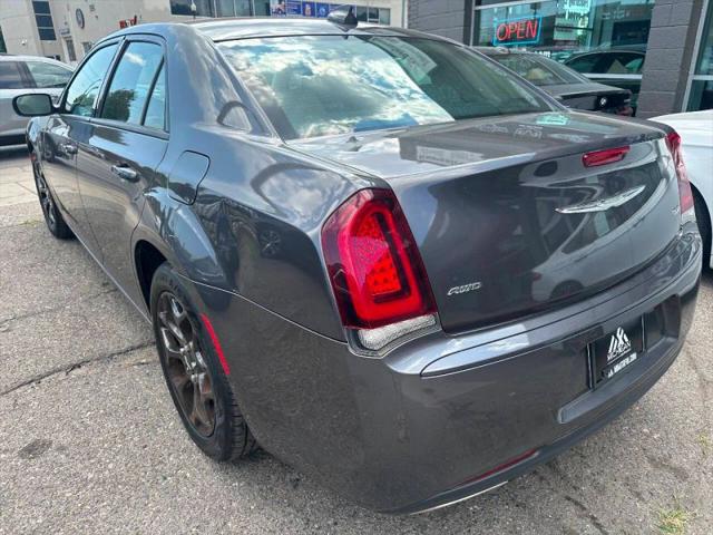 2019 Chrysler 300 Touring AWD