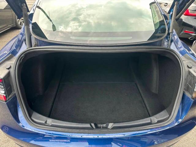 2022 Tesla Model 3 Rear-Wheel Drive