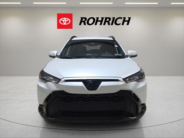 Used 2024 Toyota Corolla Cross SE with VIN 7MUFBABGXRV017196 for sale in Kansas City