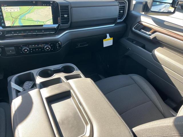2026 Chevrolet Silverado 3500HD Crew Cab, Long Bed, LT Dual Rear Wheel, RWD
