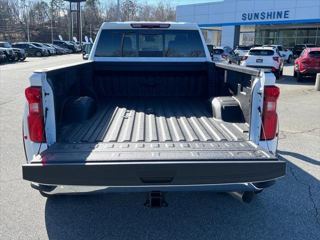 2026 Chevrolet Silverado 3500HD Crew Cab, Long Bed, LT Dual Rear Wheel, RWD