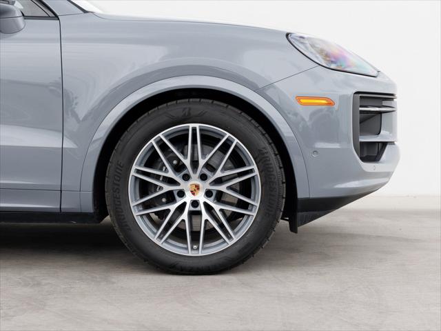 2026 Porsche Cayenne Unknown