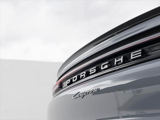 2026 Porsche Cayenne Unknown