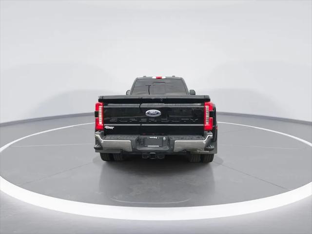 2023 Ford F-450 LARIAT