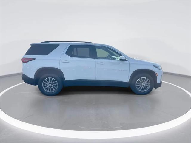 2023 Chevrolet Traverse AWD LT Cloth