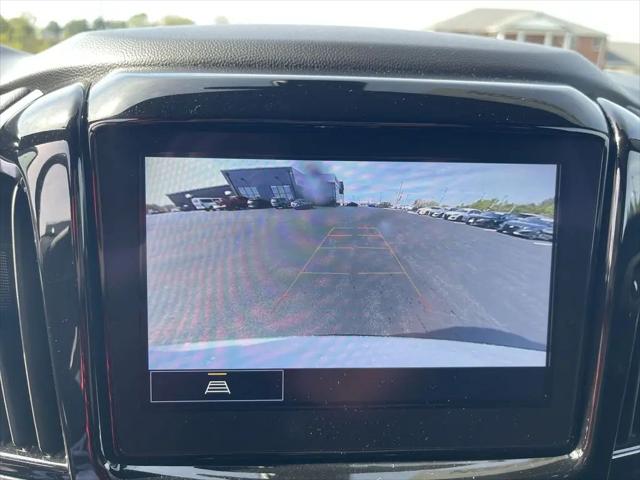 2023 Chevrolet Traverse AWD LT Cloth